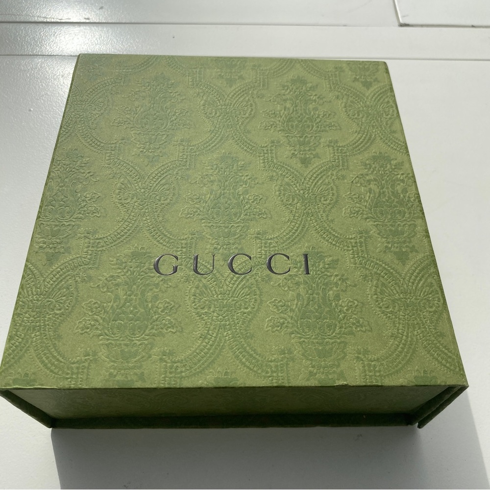 SOLD‼️ Gucci GG thin Marmont belt - NWT All white